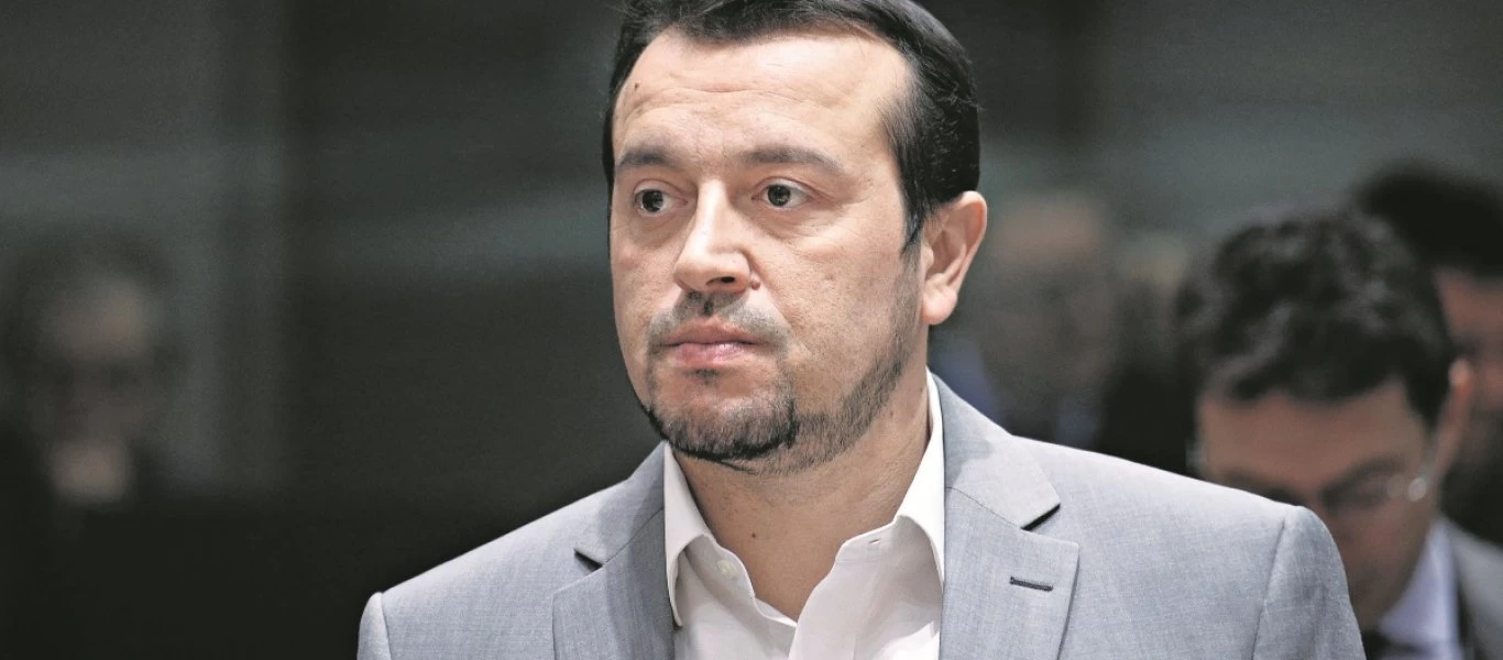 Το «έκαψε» ο Νίκος Παππάς: Xόρεψε ζεϊμπέκικο το «Βαπόρι απ’ την Περσία» στο «Σπούτνικ» (βίντεο)